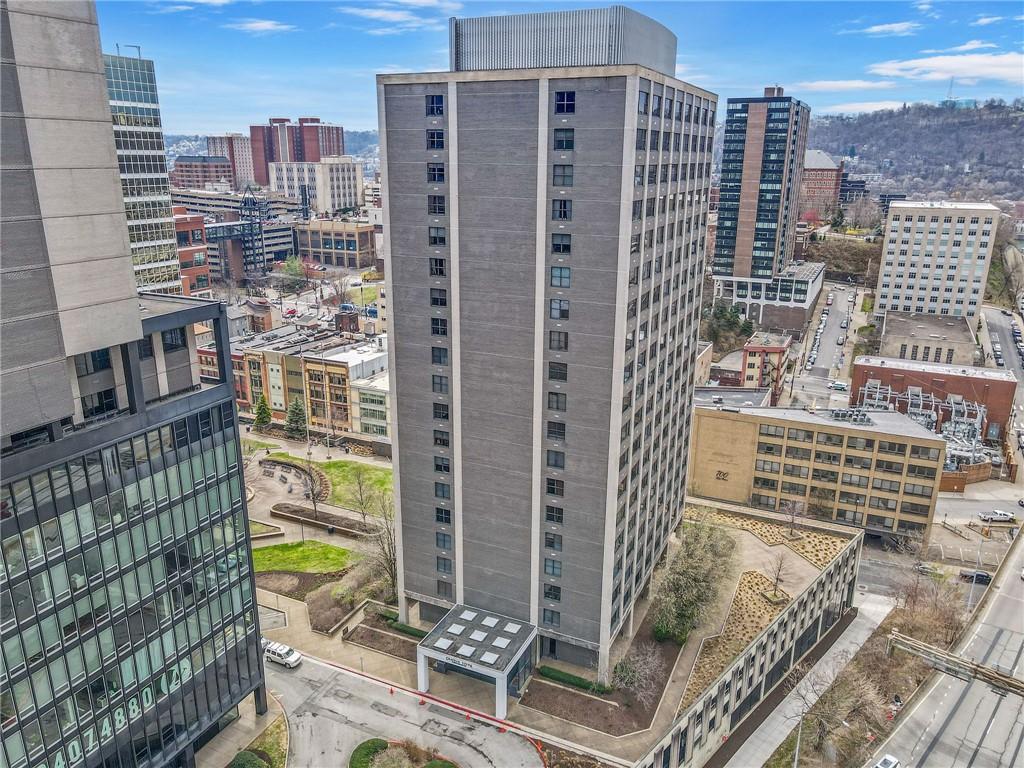 112 Washington Place, Unit 6D Pittsburgh, PA 15219 - Photo 2 of 33