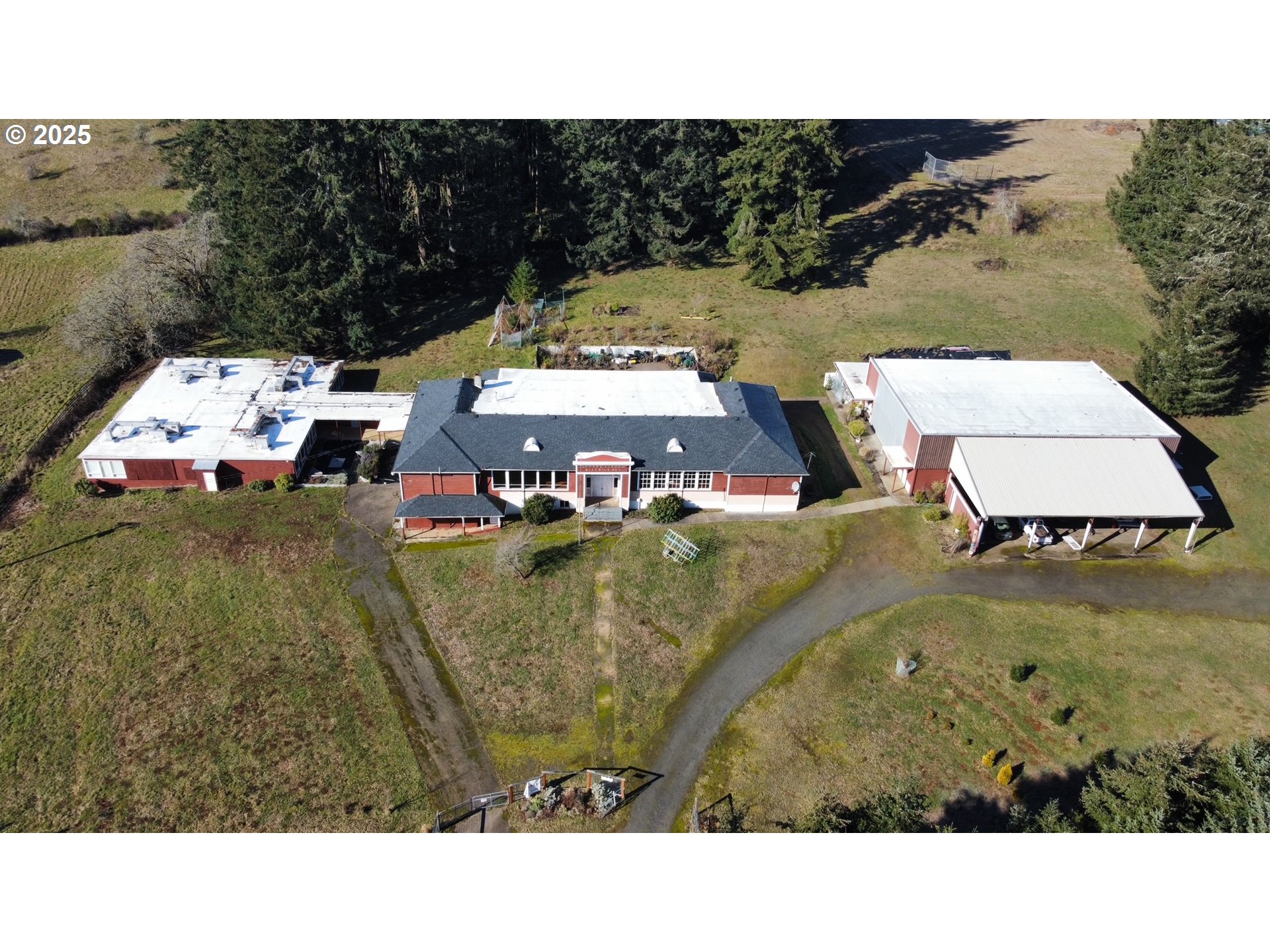 80304 Old Lorane Road Lorane, OR 97451 - Photo 2 of 31