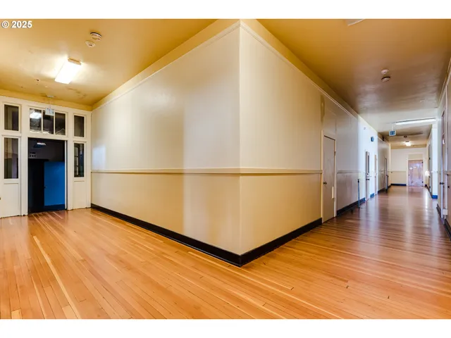 a view of parking area