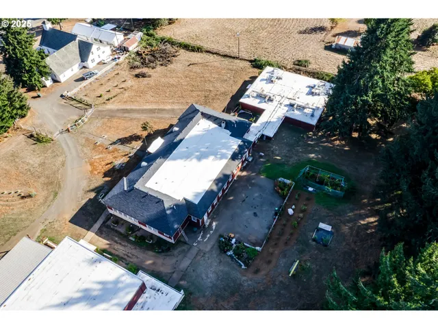 $875,000 | 80304 Old Lorane Road, Lorane, OR 97451