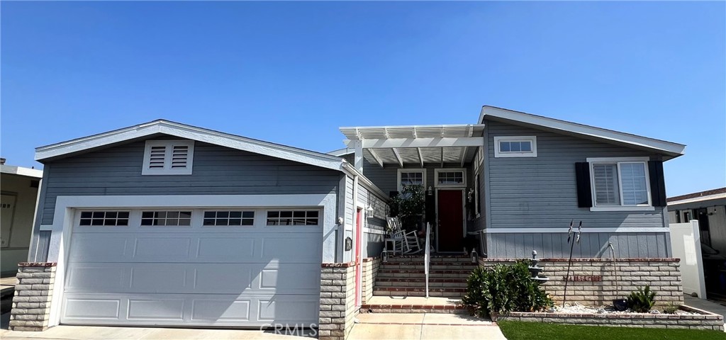 1550 Rimpau, Unit 114 Corona, CA 92881 - Photo 1 of 20
