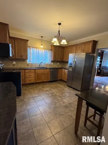 $139,500 | 103 West Park Street, Harrisburg, IL 62946