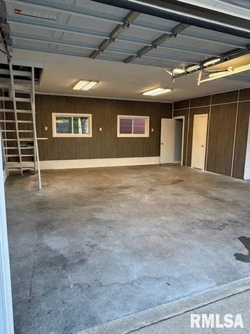 $139,500 | 103 West Park Street, Harrisburg, IL 62946