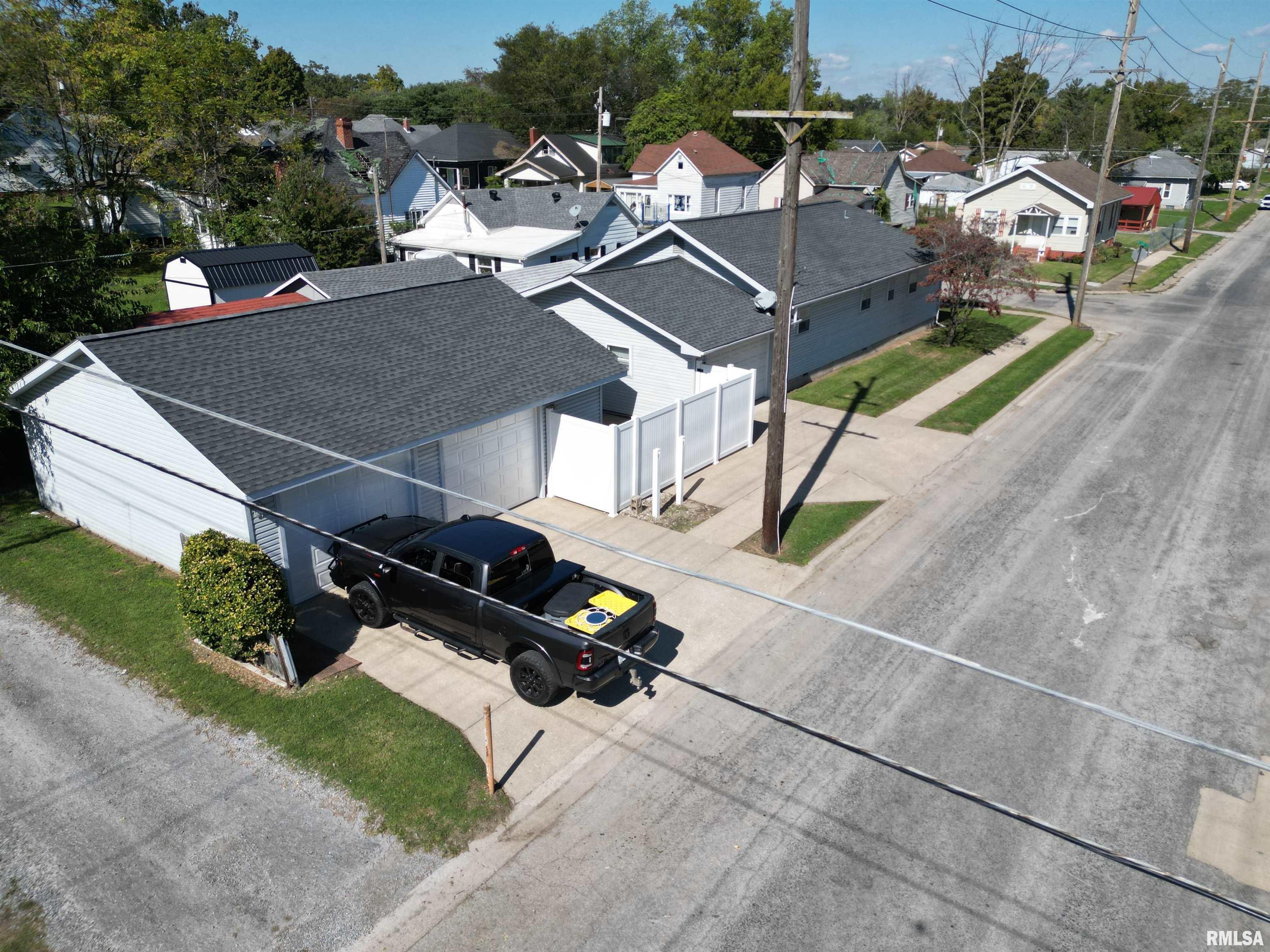 103 West Park Street Harrisburg, IL 62946 - Photo 5 of 30