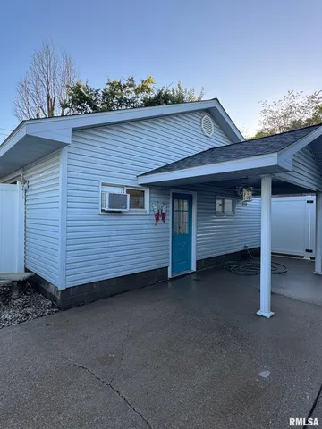 $139,500 | 103 West Park Street, Harrisburg, IL 62946