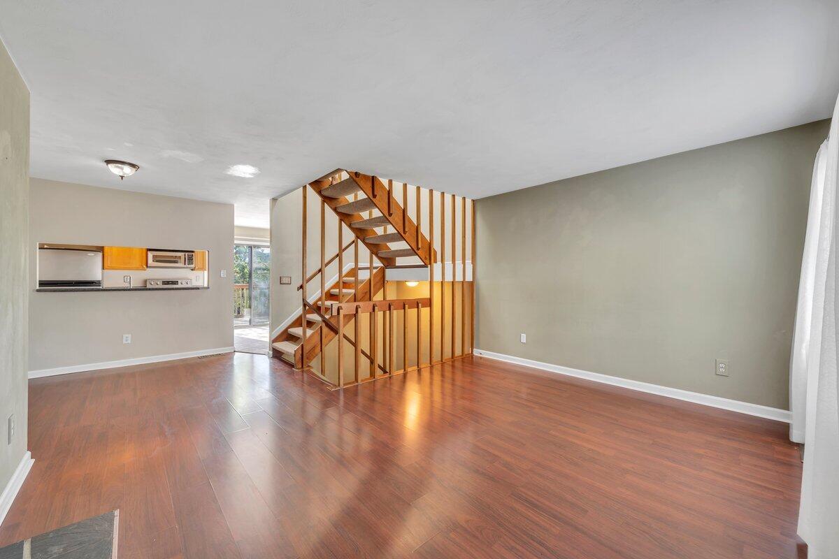 3426 Morning Dove Road Roanoke, VA 24018 - Photo 2 of 16 MIB03009