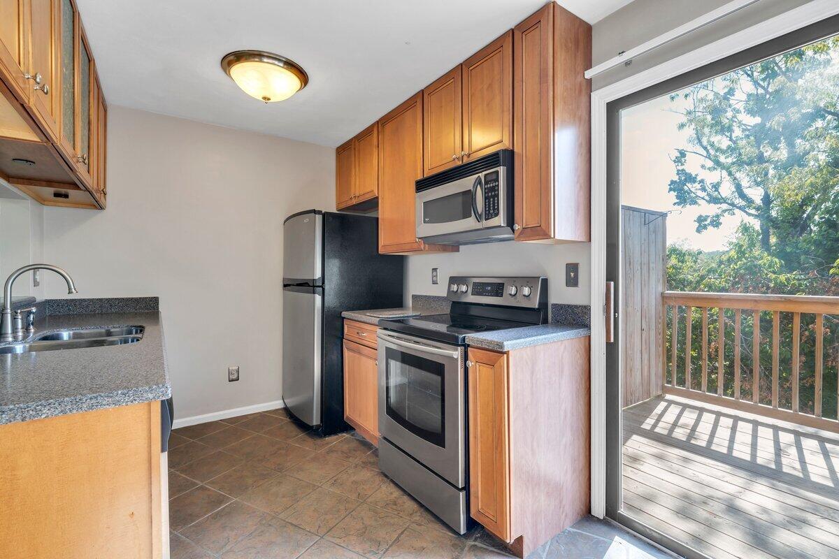 3426 Morning Dove Road Roanoke, VA 24018 - Photo 4 of 16 MIB03051