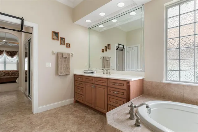 $899,000 | 34 South Riverwalk Drive, Palm Coast, FL 32137