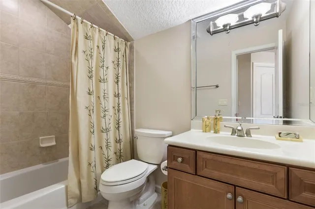 $899,000 | 34 South Riverwalk Drive, Palm Coast, FL 32137