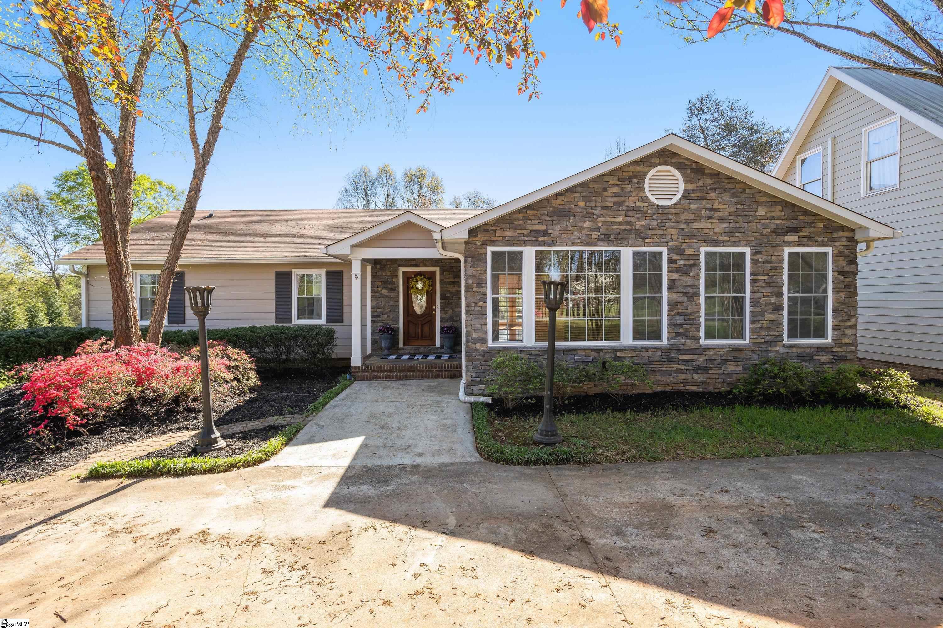 3402 Cannon Road Greer, SC 29651 - Photo 3 of 33