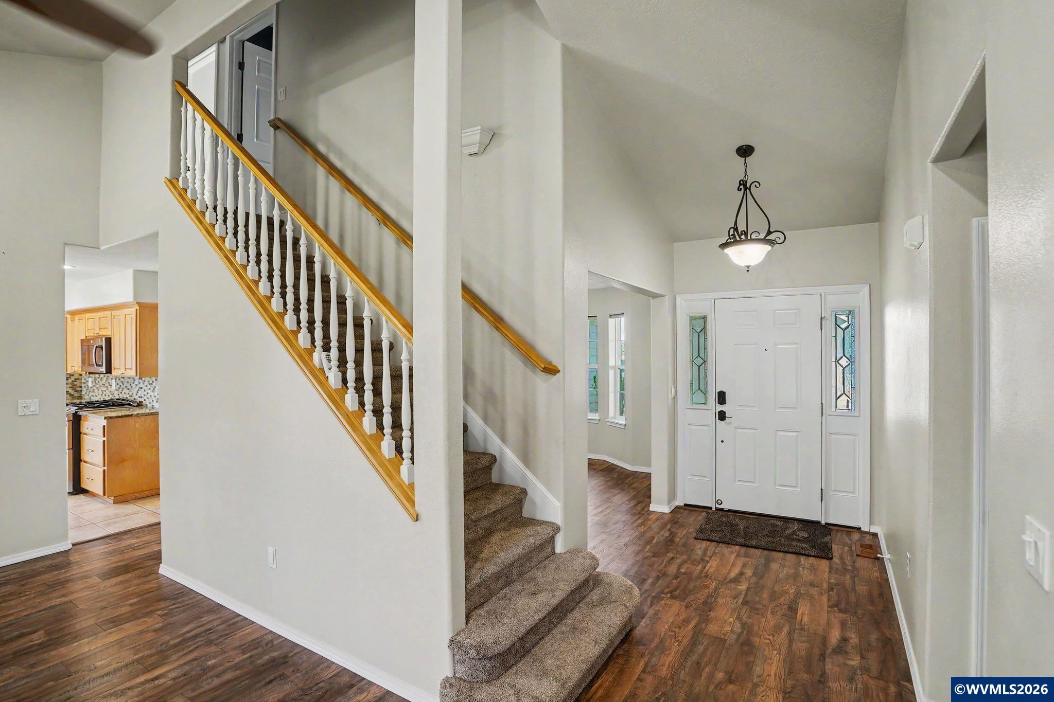 812 Southwest 8th Street Sublimity, OR 97385 - Photo 10 of 50