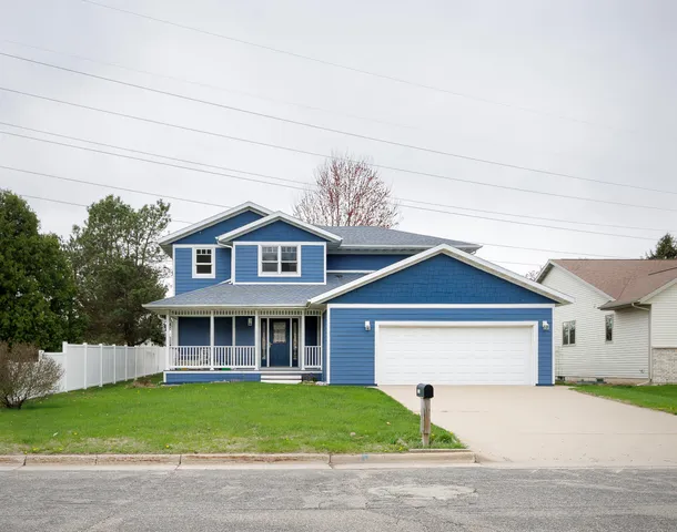 $449,900 | 3506 33rd Street South, La Crosse, WI 54601
