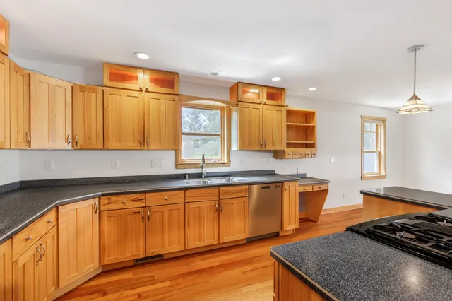 $449,900 | 3506 33rd Street South, La Crosse, WI 54601