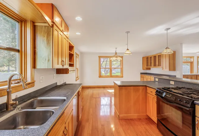 $449,900 | 3506 33rd Street South, La Crosse, WI 54601