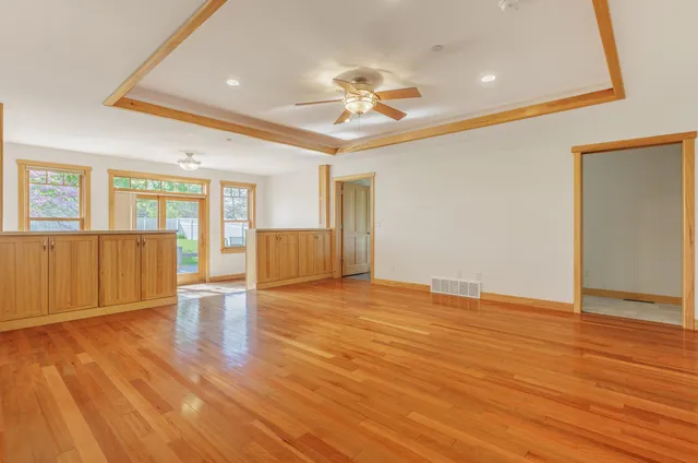 $449,900 | 3506 33rd Street South, La Crosse, WI 54601