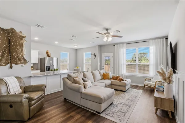 $2,100 | 2420 Lightfoot Lane, Bryan, TX 77803