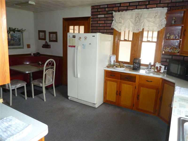 1154 Labelle Road East Millsboro, PA 15433 - Photo 5 of 12 Kitchen.