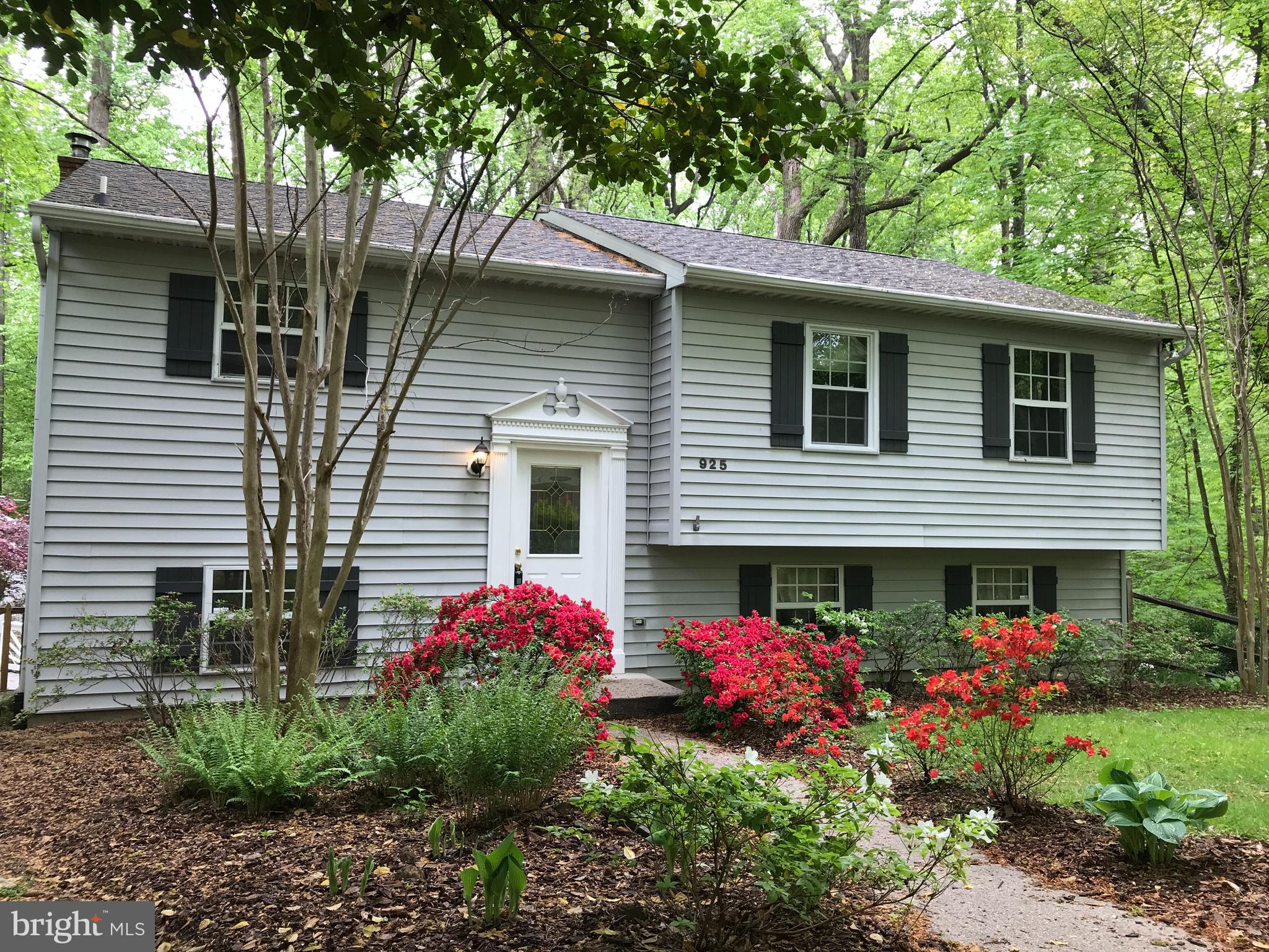 925 Diggs Road Crownsville, MD 21032 - Photo 1 of 40 Spacious 4 bedroom split foyer
