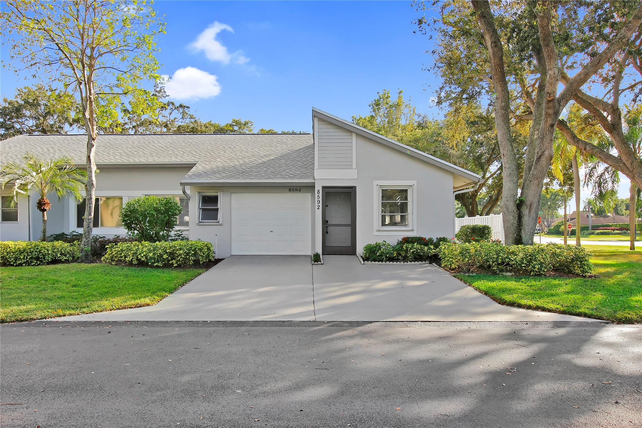 8592 Flamingo Drive Boca Raton, FL 33496 - Photo 2 of 40 Street view