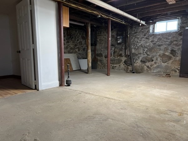 142 Shaw Street Lowell, MA 01851 - Photo 30 of 31 an empty room with windows