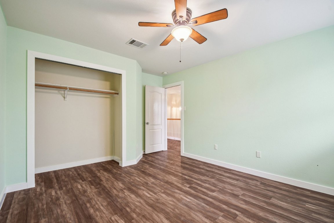 4508 Chesney Ridge Drive Austin, TX 78749 - Photo 23 of 31 Recently painted white, landlord has doors for closet.
