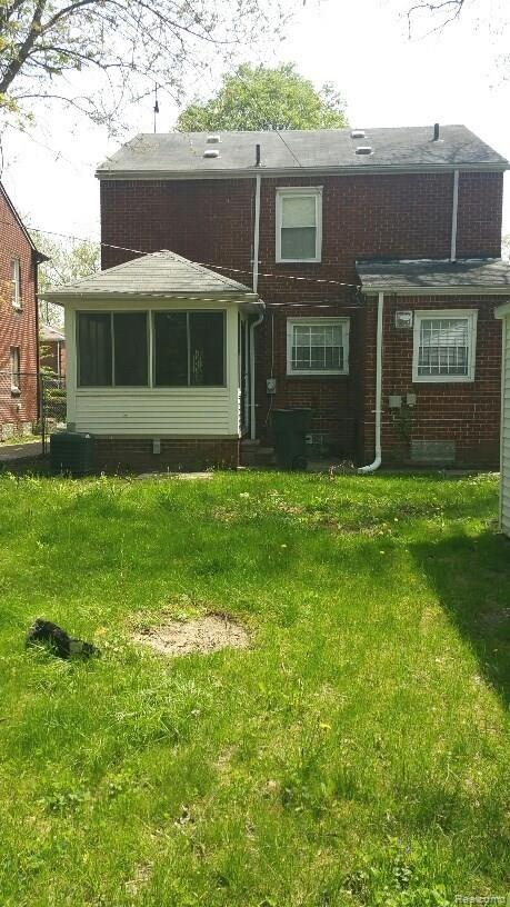 17227 Plainview Avenue Detroit, MI 48219 - Photo 13 of 42 2018-05-25 11.32