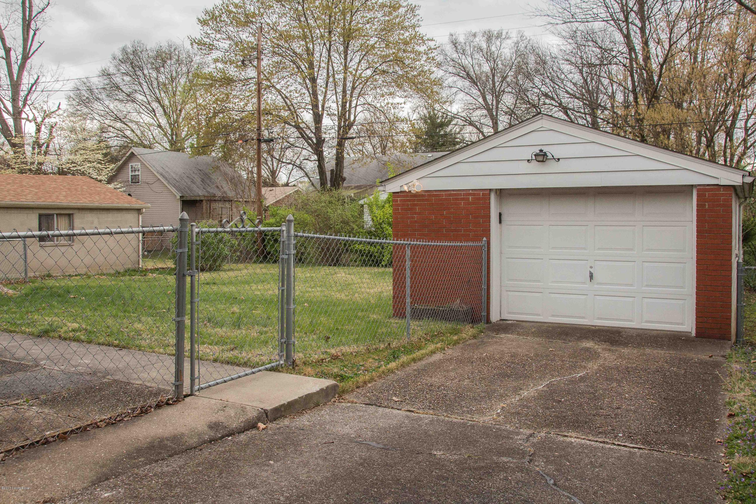 2921 Sheldon Road Louisville, KY 40218 - Photo 22 of 25 23