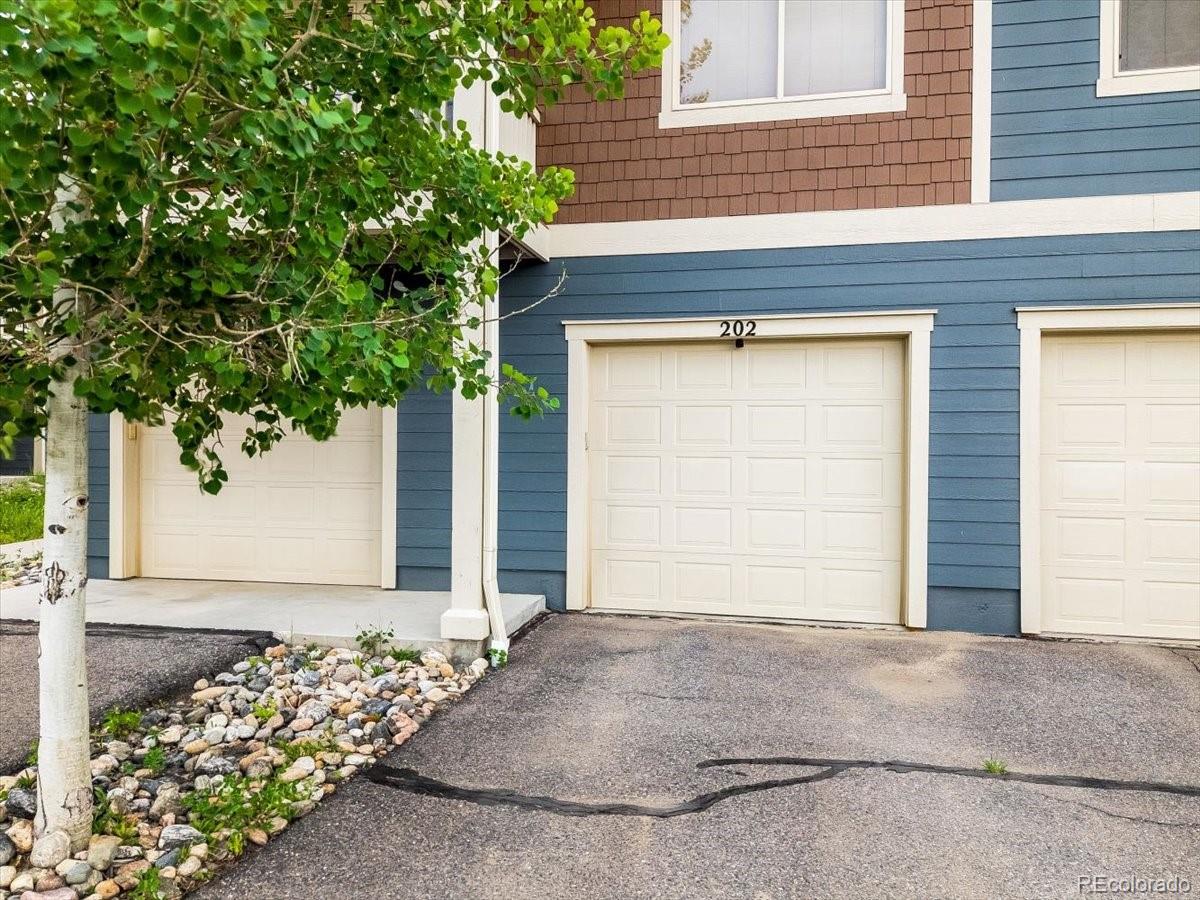 140 Sterling Loop, Unit 202 Fraser, CO 80442 - Photo 8 of 24 a front view of a house