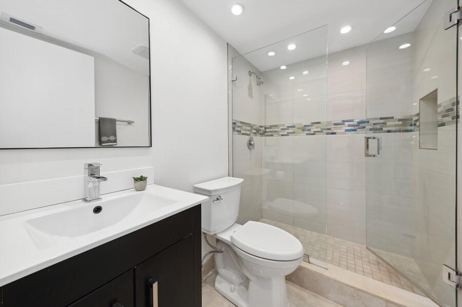 1401 South Ocean Boulevard, Unit 501 Boca Raton, FL 33432 - Photo 41 of 72 Office / 3rd Bedroom Bath