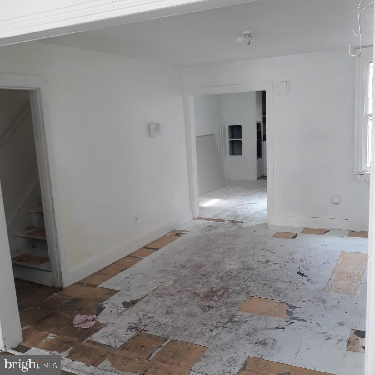435 Locust Street Reading, PA 19604 - Photo 14 of 15 Gallery Image 14