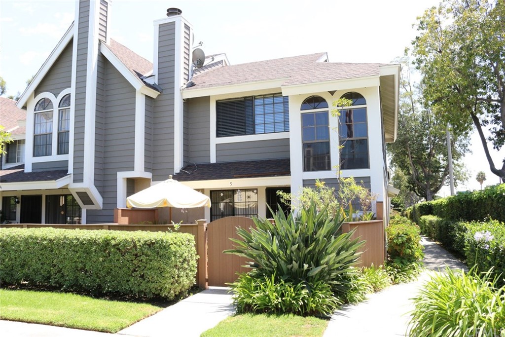 12085 Foster Road, Unit 5 Norwalk, CA 90650 - Photo 1 of 1 Gallery Image 1