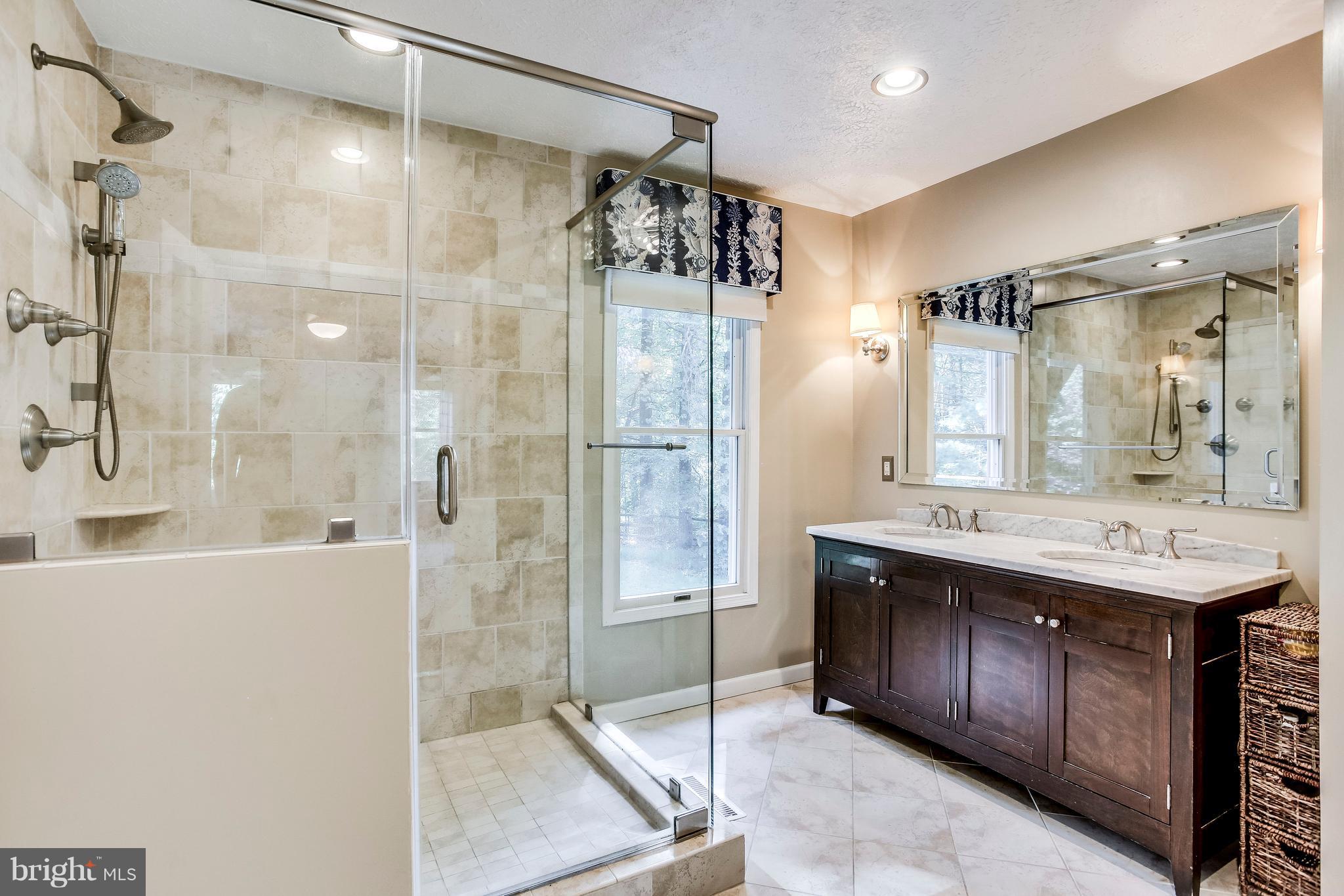 1311 Quail Ridge Drive Reston, VA 20194 - Photo 15 of 30 Bath (Master)