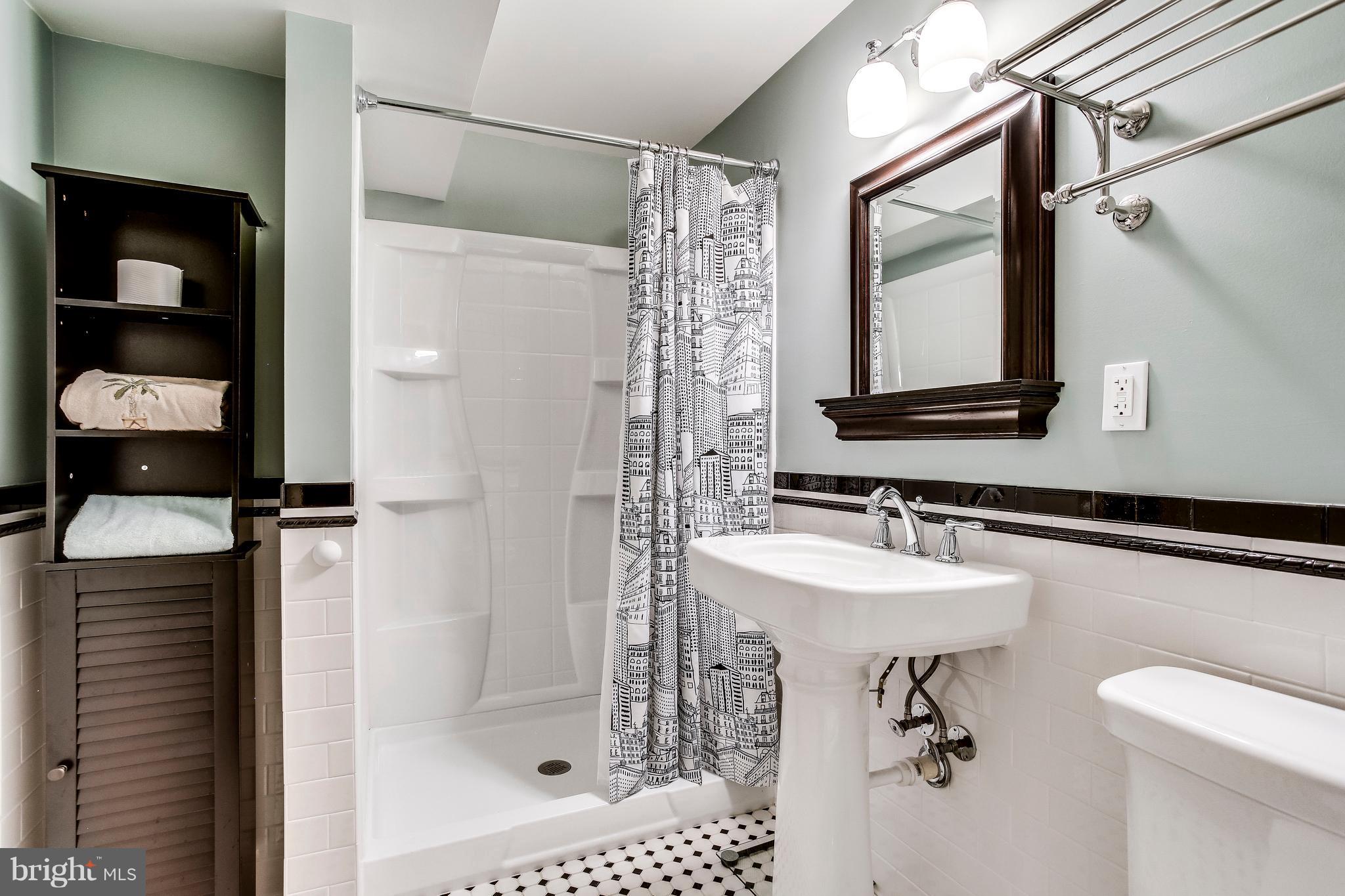 1311 Quail Ridge Drive Reston, VA 20194 - Photo 26 of 30 Bath