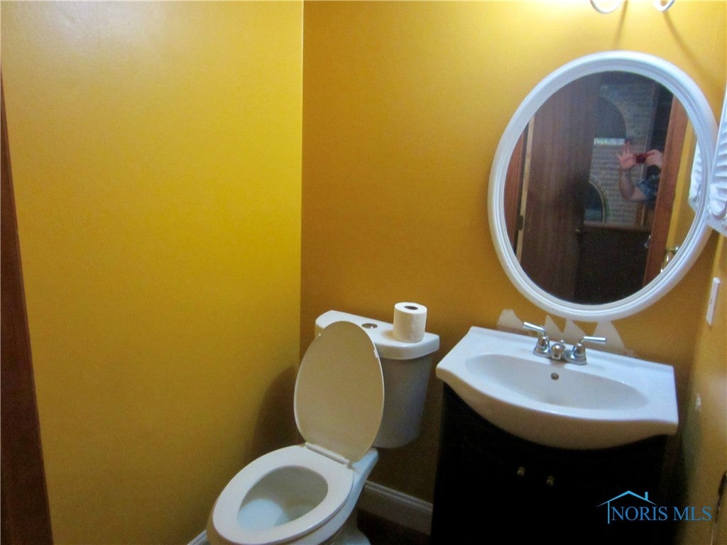 1665 Fallbrook Road Toledo, OH 43614 - Photo 11 of 24 Gallery Image 11