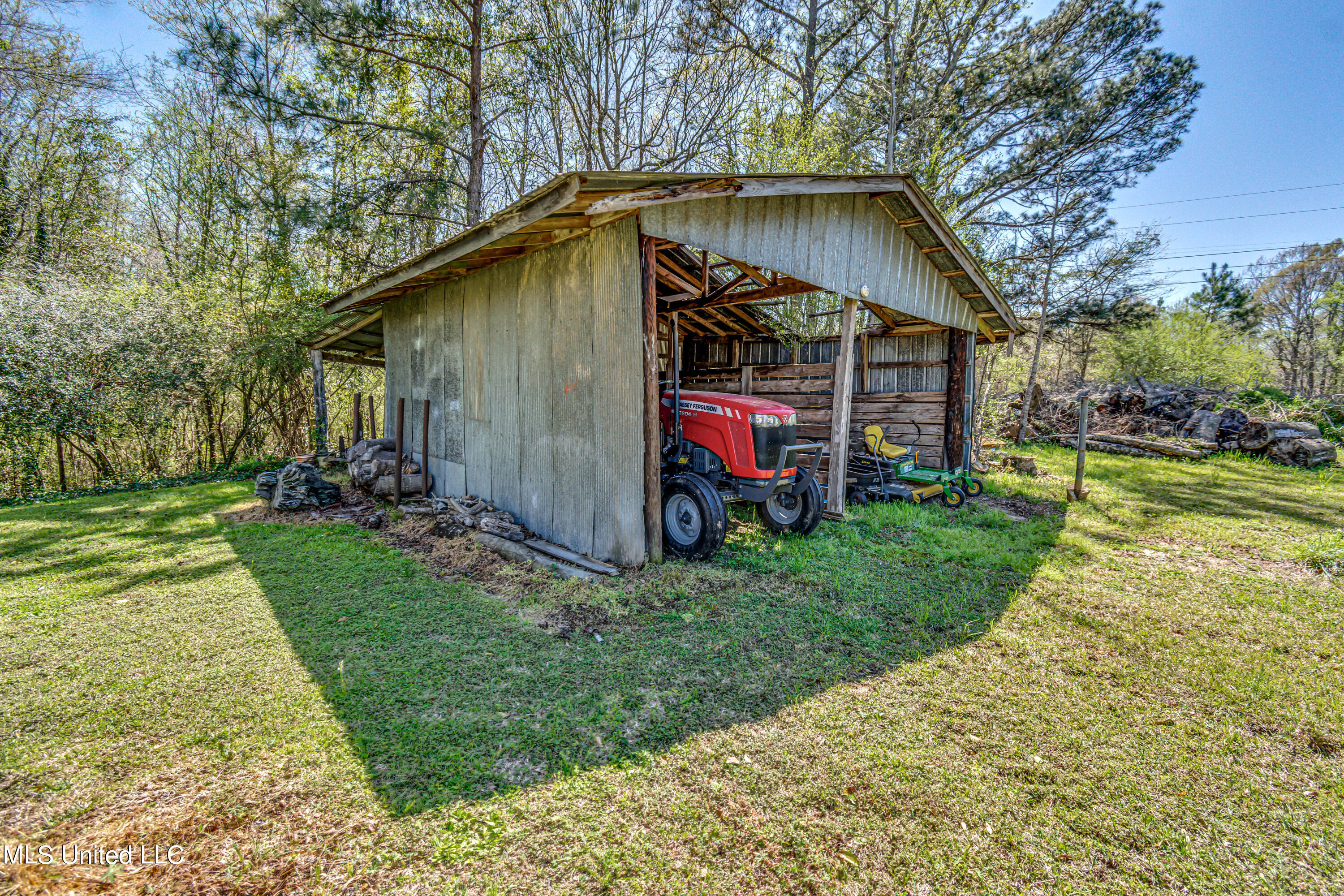 781 Mcnair Springs Road Magee, MS 39111 - Photo 7 of 60 781 McNnair Springs Rd-8