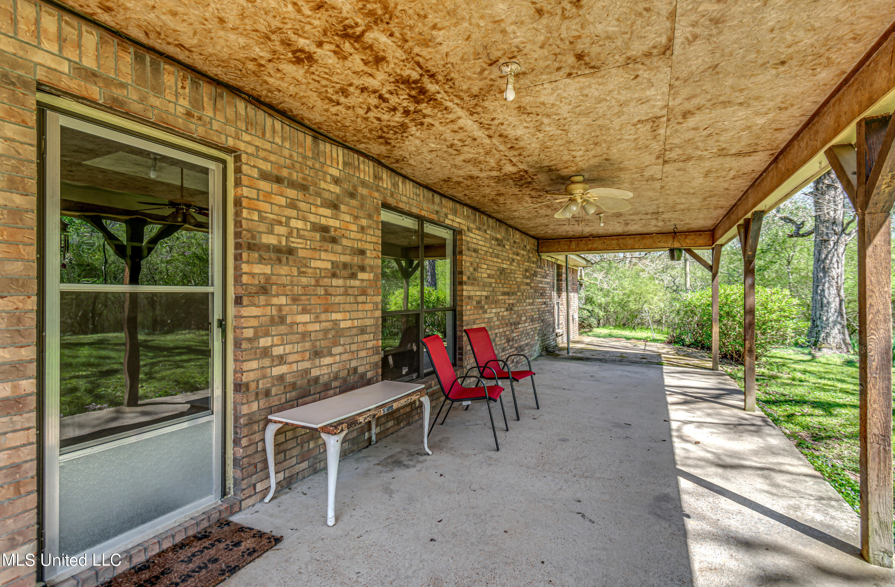 781 Mcnair Springs Road Magee, MS 39111 - Photo 10 of 60 781 McNnair Springs Rd-12