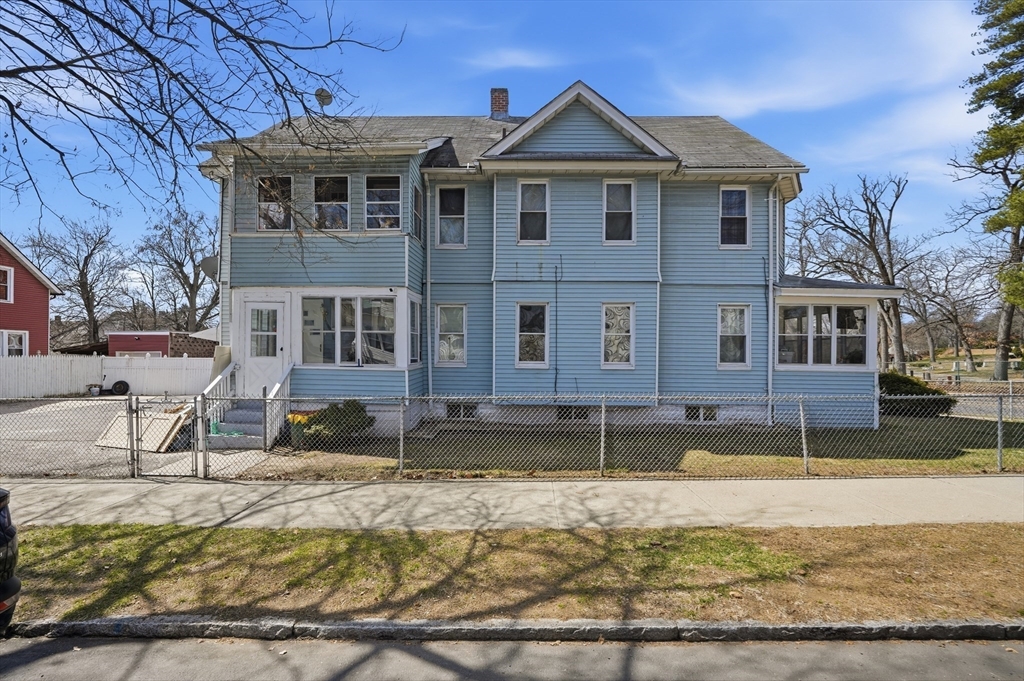 485 Bay Street Springfield, MA 01109 - Photo 4 of 14