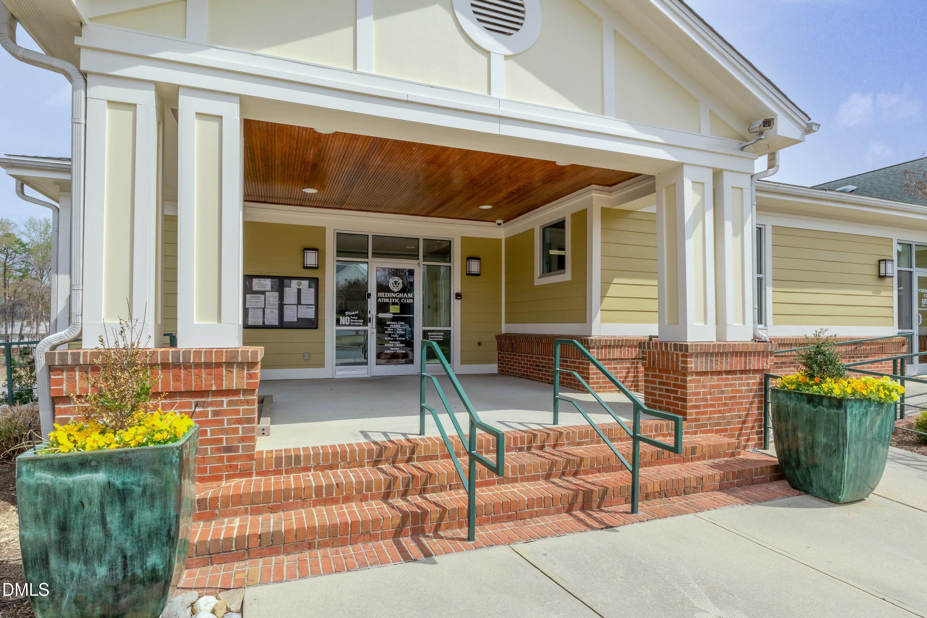 1916 Spanish Bay Court Raleigh, NC 27604 - Photo 44 of 63 a view of living room filled with furniture