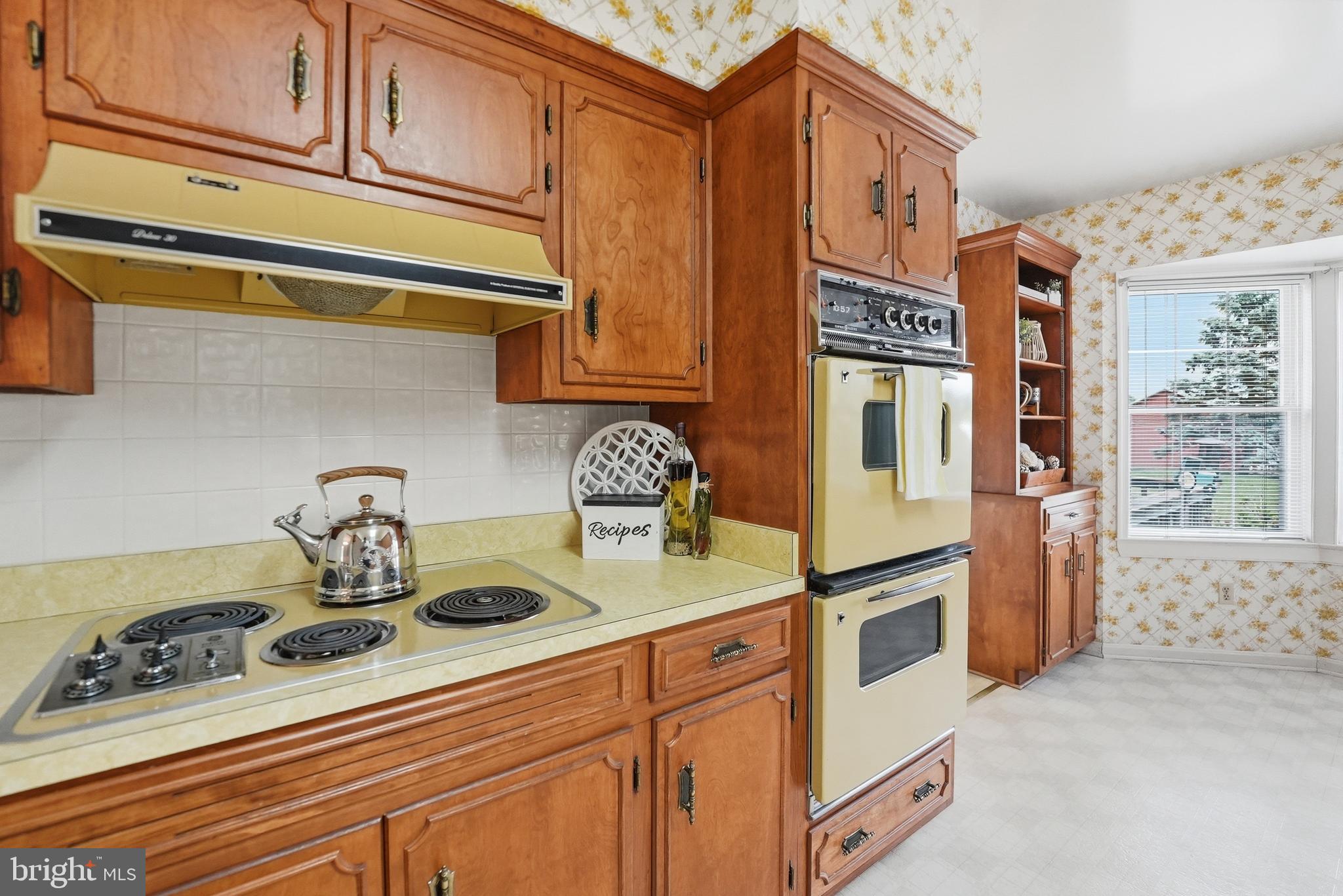 11081 Marquis Road Unionville, VA 22567 - Photo 24 of 49 a kitchen with stainless steel appliances granite countertop a sink and cabinets