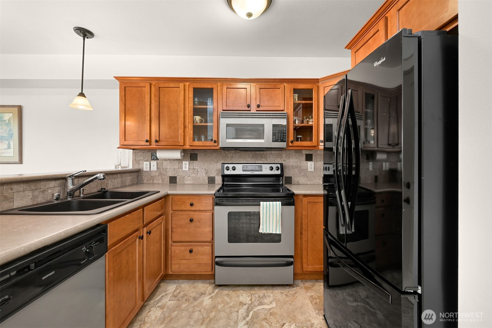 700 32nd Street, Unit A412 Bellingham, WA 98225 - Photo 7 of 23