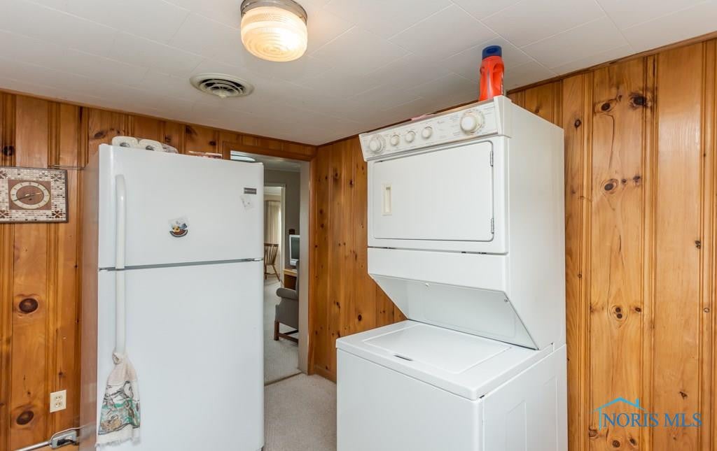 2739 East Sand Road Port Clinton, OH 43452 - Photo 13 of 26 Gallery Image 13