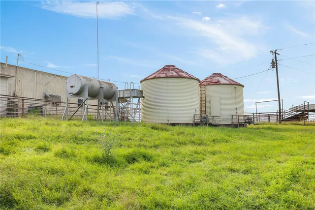 $695,000 | 9110 Cr 362 Countyroad Caldwell Tx 77836 Countyroad, Unit COUNTYROAD, Caldwell, TX 77836