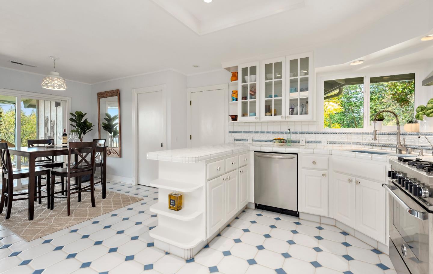 24705 Spanish Oaks Road Los Gatos, CA 95033 - Photo 12 of 34