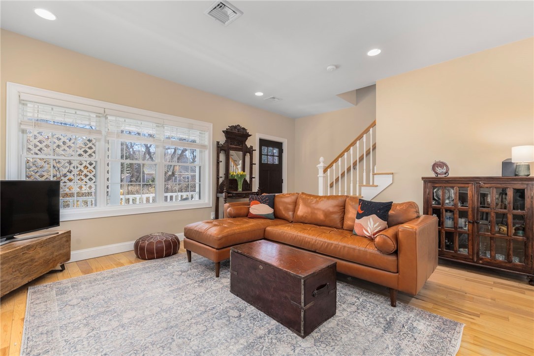 80 Spindrift Street Jamestown, RI 02835 - Photo 15 of 46