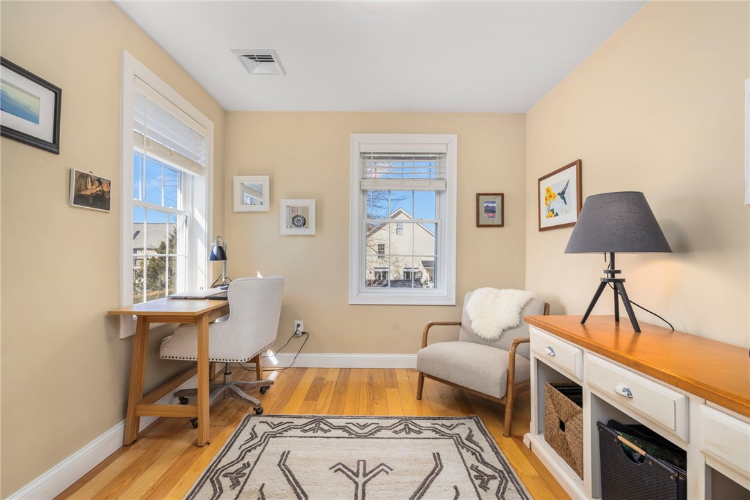 80 Spindrift Street Jamestown, RI 02835 - Photo 19 of 46