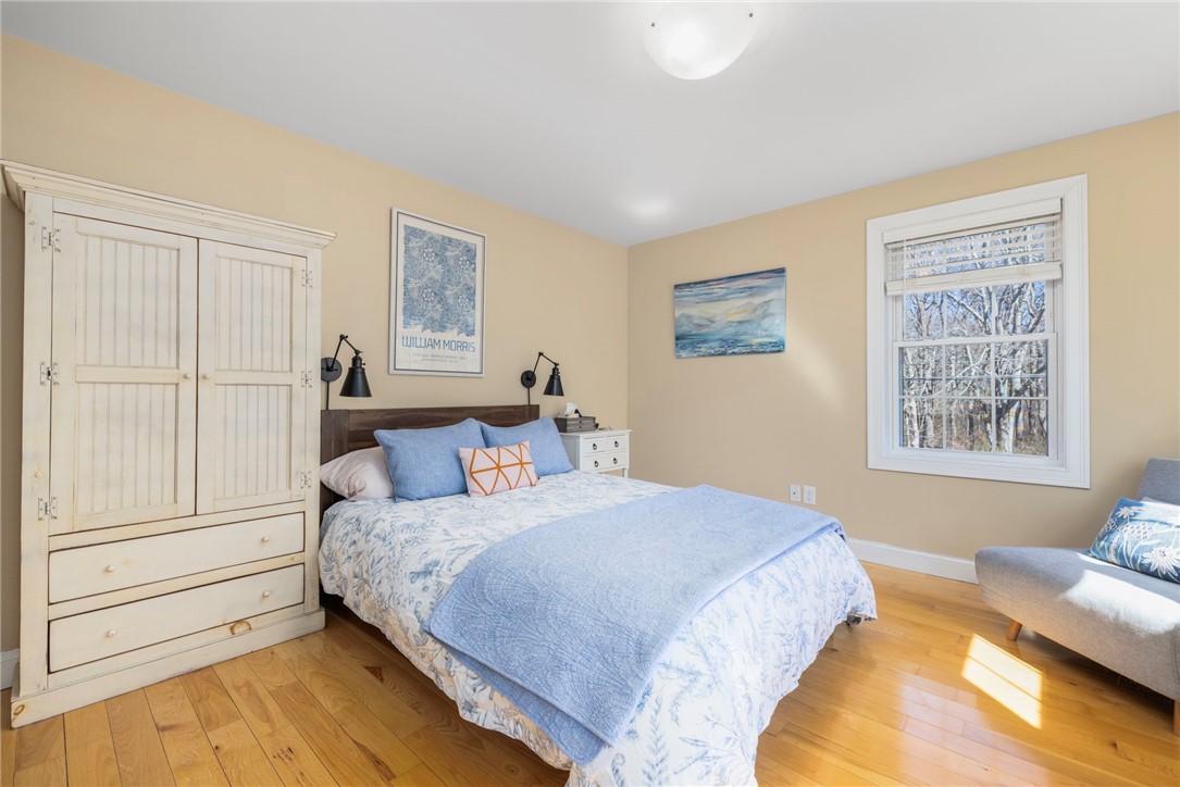 80 Spindrift Street Jamestown, RI 02835 - Photo 26 of 46