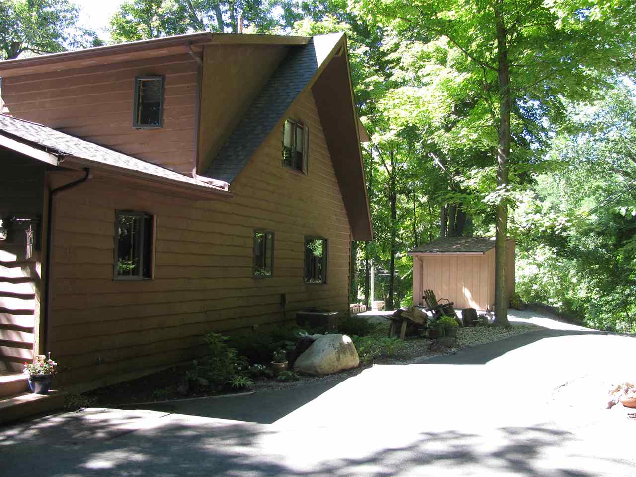 540 Spring Beach Road Rome City, IN 46784 - Photo 7 of 36