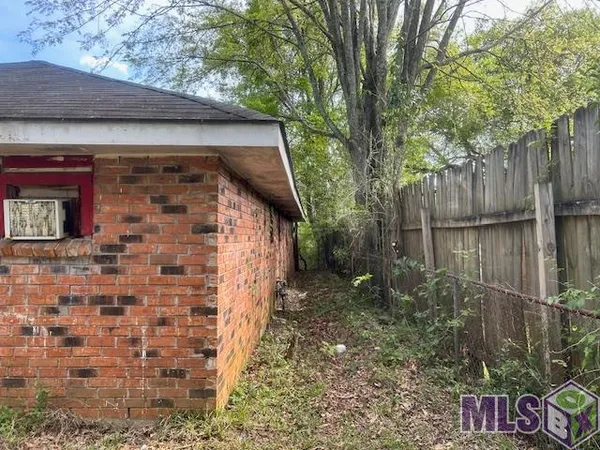$60,000 | 13309 Abraham Drive, Baton Rouge, LA 70807