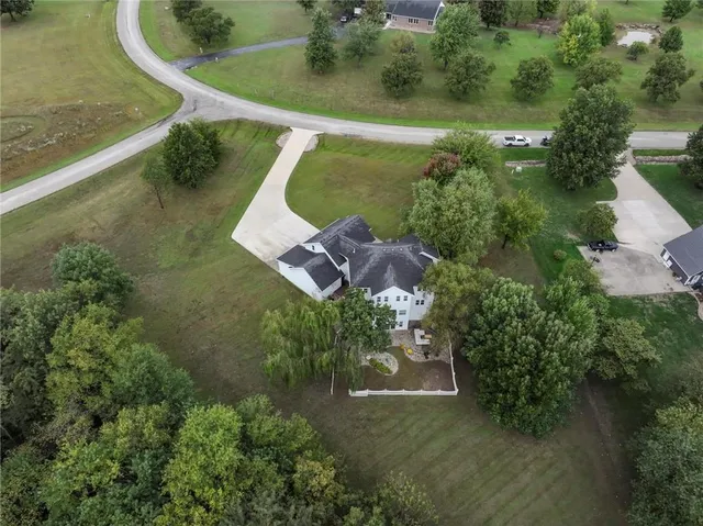 $640,000 | 2641 Greenwood Drive, Ottawa, KS 66067