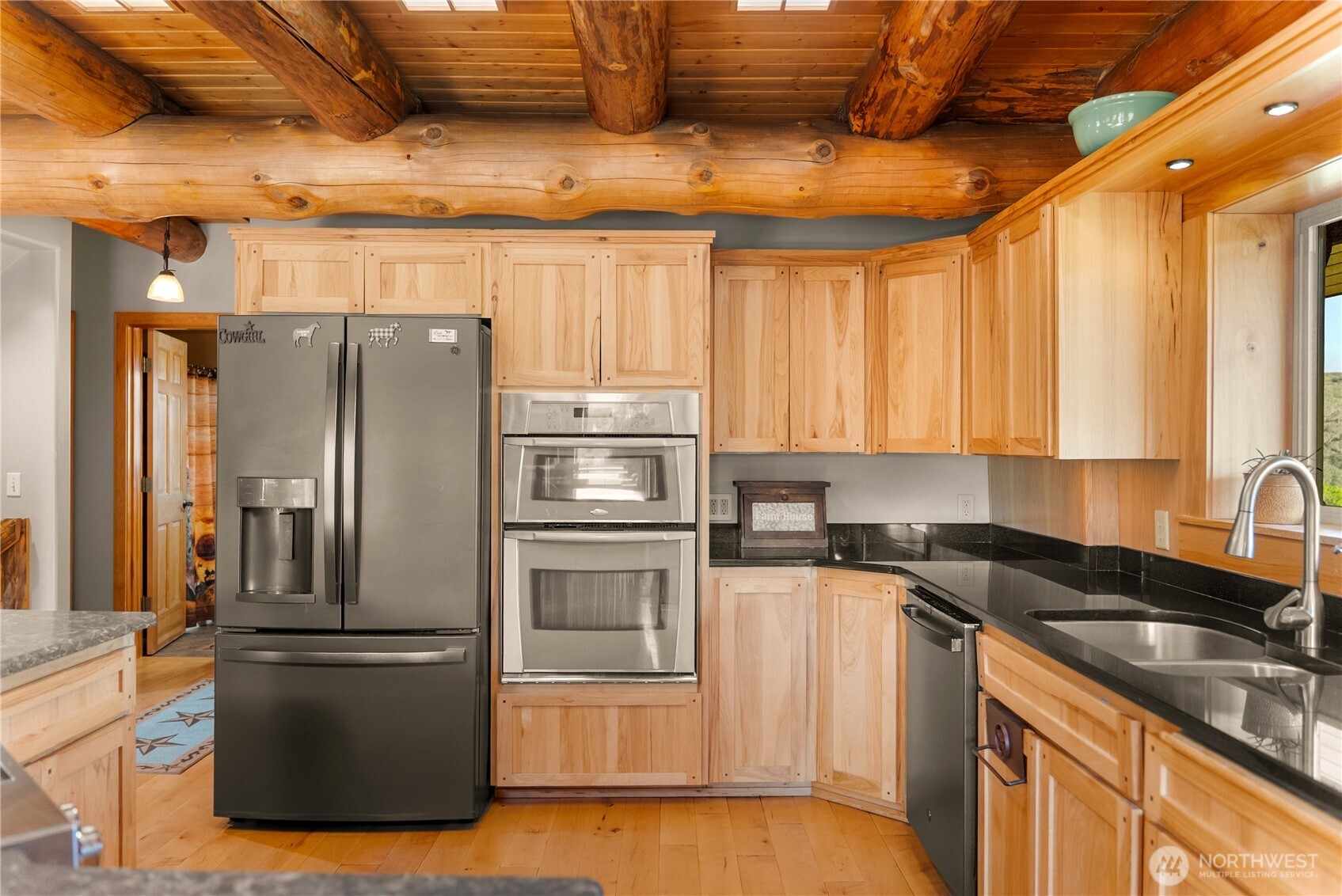 112 South Pine Creek Road Tonasket, WA 98855 - Photo 8 of 40